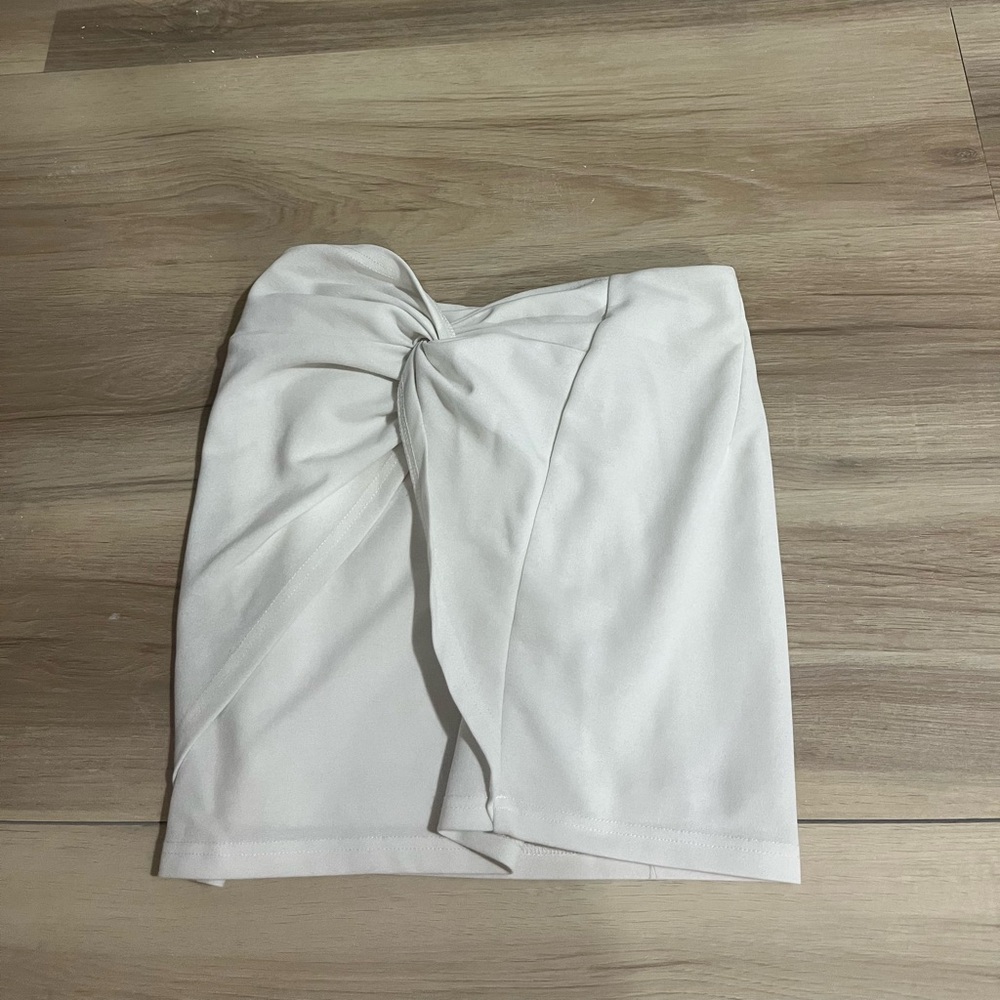 white twist knot skirt xs SHEIN